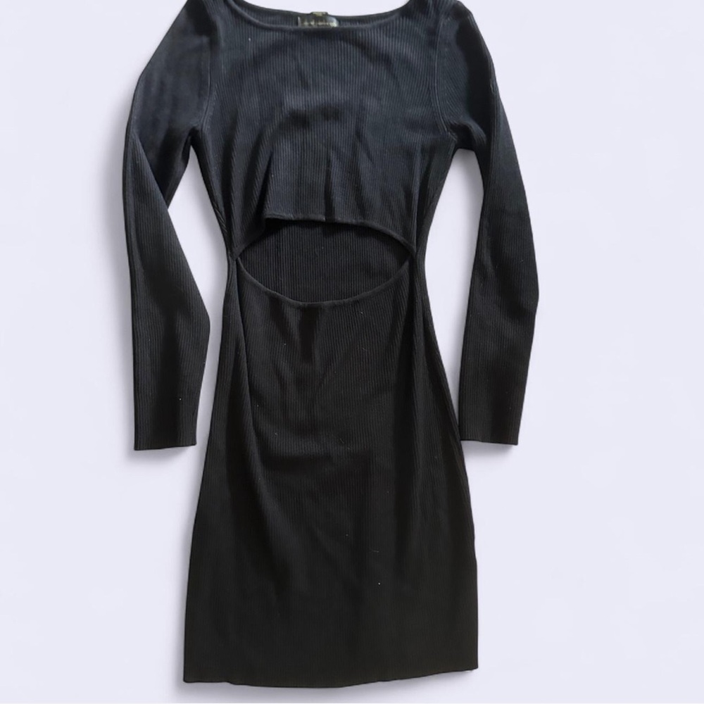 House of Harlow 1960 Black Cut-Out Long Sleeve Dress